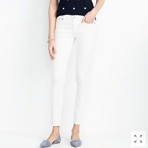 NWT J.Crew White Wash Straight Narrow Jeans 31” G1996 size 24